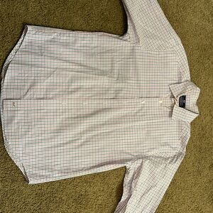 Vineyard Vines dress shirt button up